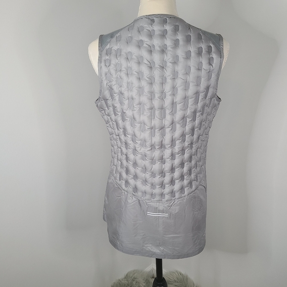 NWT Nike Woman's Therma Fit ADV Downfill Running Vest Grey Size Medium - Picture 4 of 16